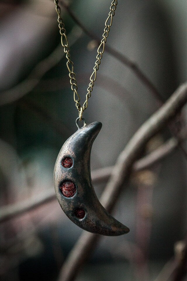 Young moon pendant