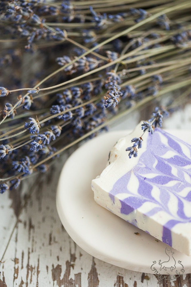 White soap dish
