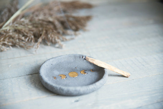 Moon phase incense plate
