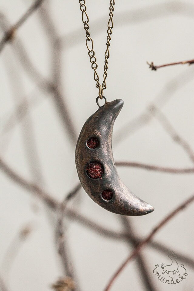 Young moon pendant