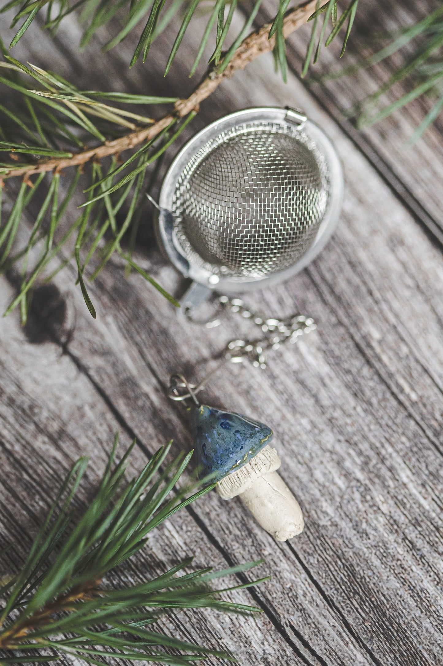 Tea infuser with swamp blue mushroom - Loose leaf tea strainer with magic ceramic mushroom - Herbal tea steeper